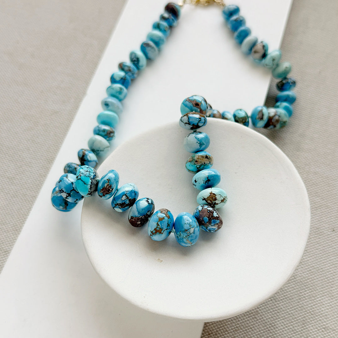 Rayana 9-13mm Golden Hills Turquoise Silk Knotted Necklace – Sarah