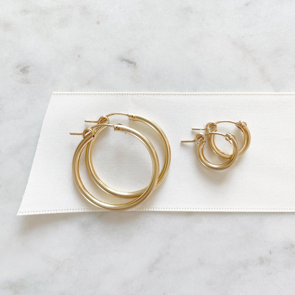 22k Plain Gold Earring JGS-2207-06412 – Jewelegance