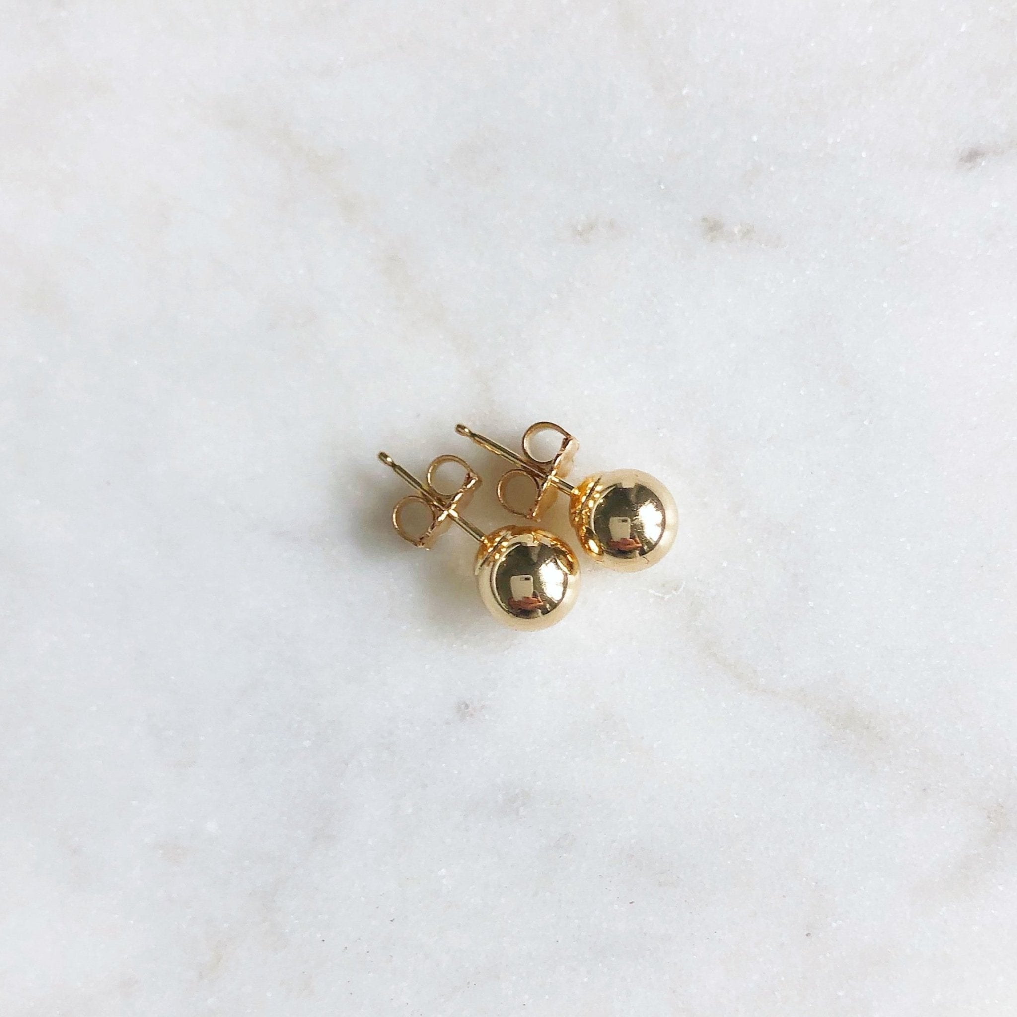 Everyday Luxe Jewelry| Luxe earrings| tiny lux earrings USA | JaJaara